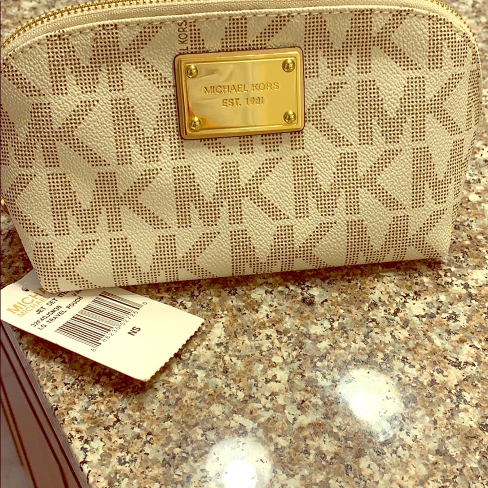 Michael Kors Large Travel Pouch